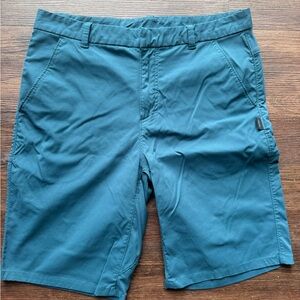 Oakley Men's Teal Shorts Regular Fit